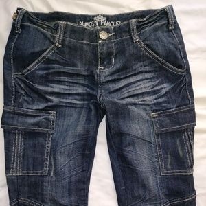 Almost Famous Cargo Jeans Size 5